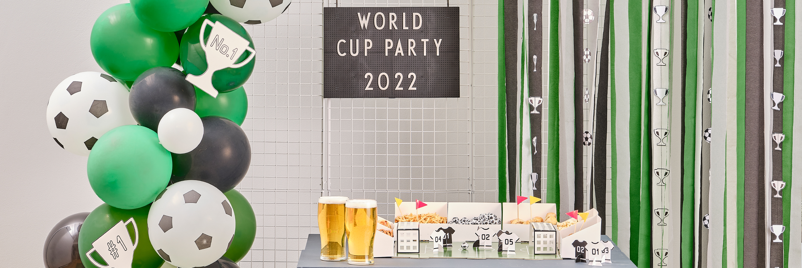 How to decorate a World Cup party
