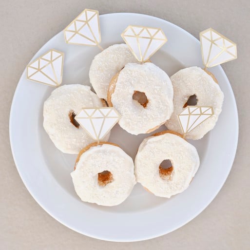 Donut diamond ring hotsell