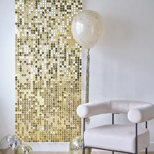Shimmer Wall Gold Backdrop Panels | Ginger Ray